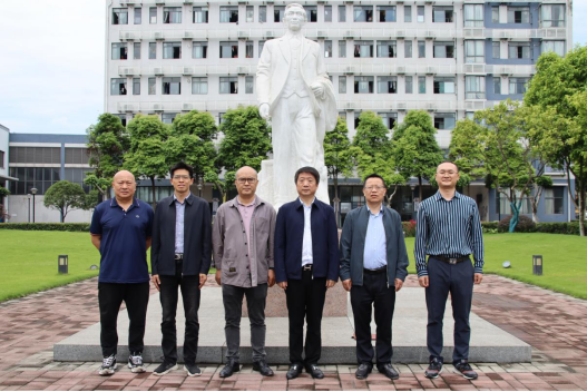 携手开展技术研发 共护铁路安全运行